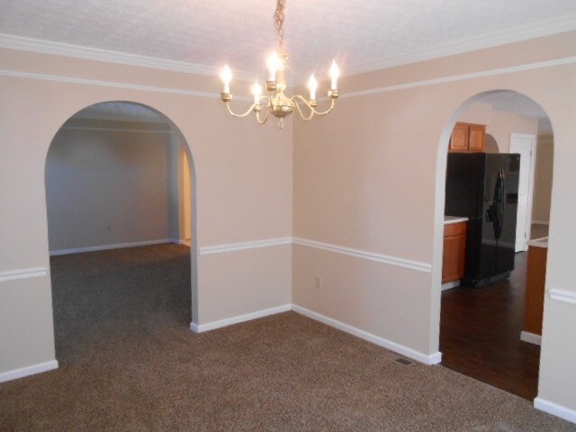 Building Photo - 17 W Woodstone