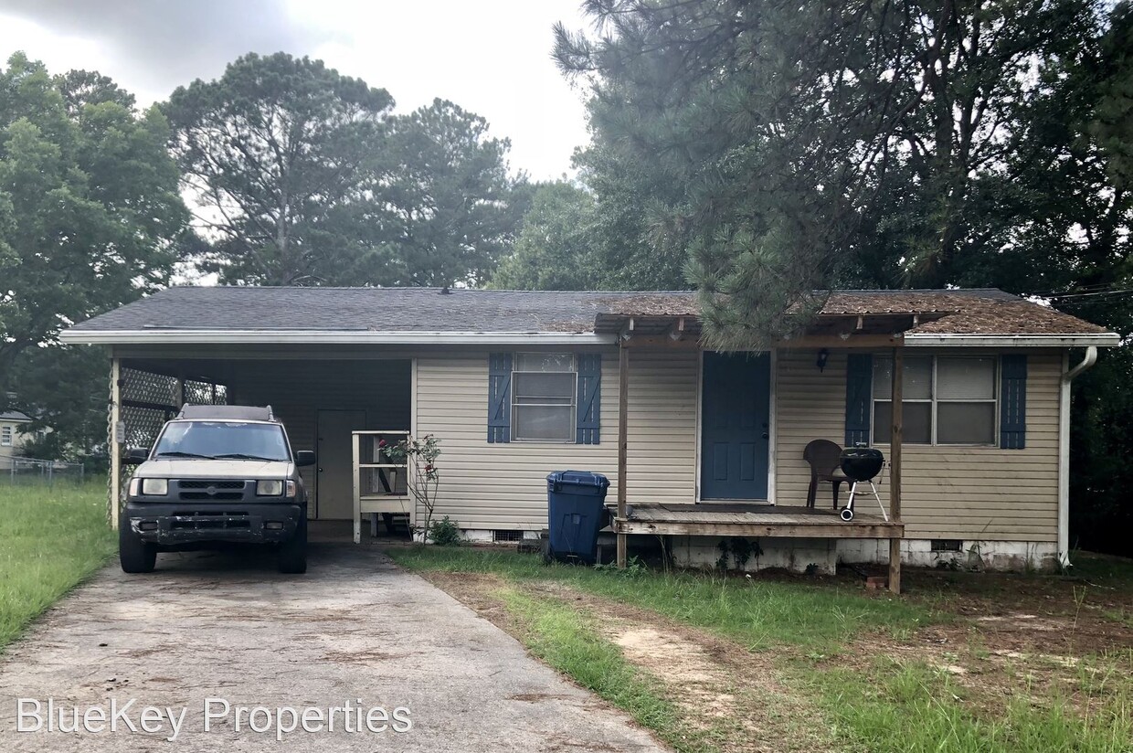 Primary Photo - 2 br, 1 bath House - 110 A Street
