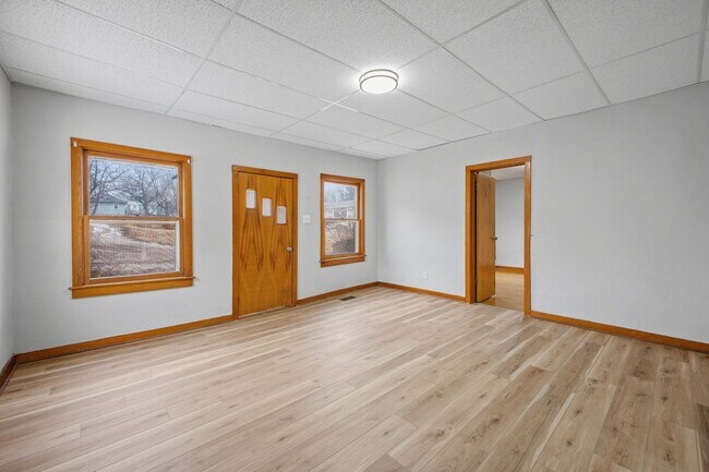 Foto del edificio - Remodeled 2 bedroom home with attached garage in charming Savannah