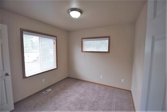 Foto del edificio - 5907 S 19th St