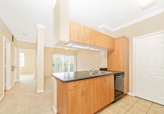 Photo - Top Floor 2+2, Walk up, no one above you, 1 res parking space House