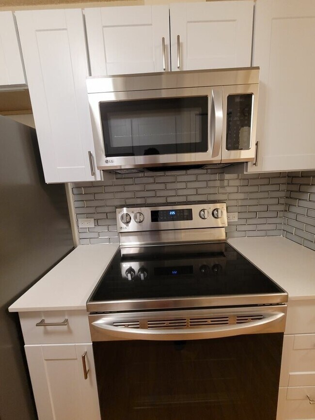 Photo - 2855 S Monaco St Pkwy Apartment