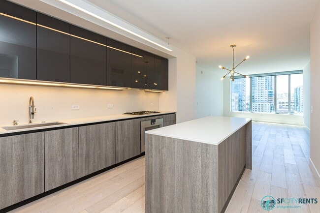 Foto del edificio - Rincon Hill: Bright & Spacious Condo w/ A/...