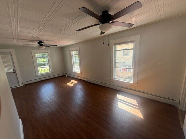 Foto del edificio - 280 Hillside Ave