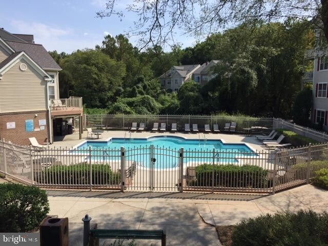 Foto principal - 2311 Falls Gable Ln