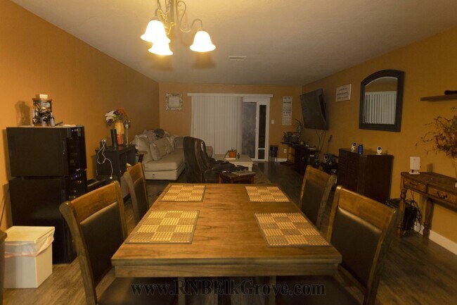 Foto del edificio - Resident Benefit Package Property