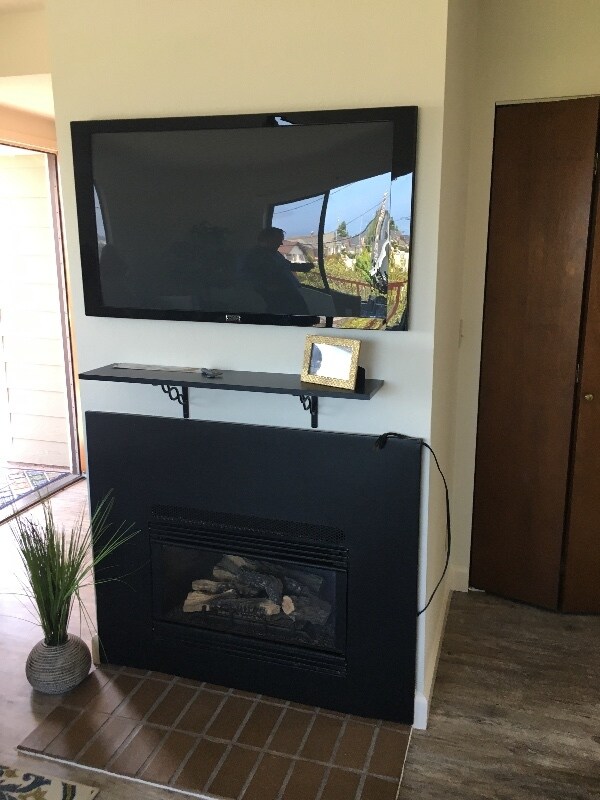 402 Watson St Unit 5, Monterey, CA 93940 Condo for Rent in Monterey