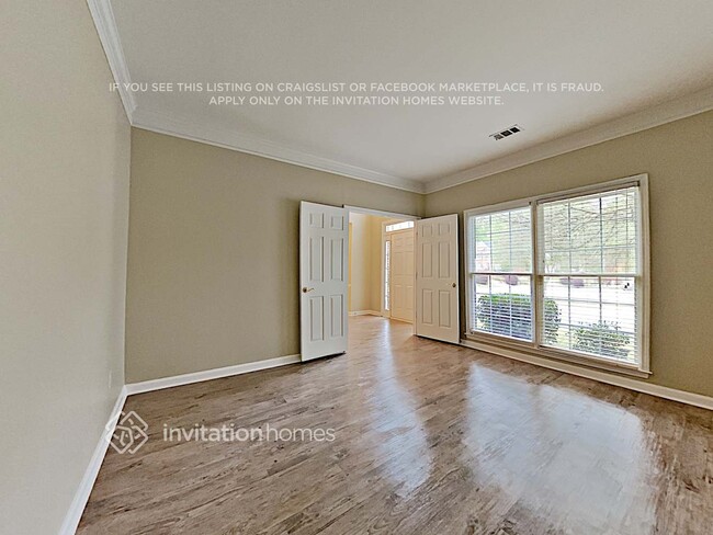 Foto del edificio - 262 Birchmore Walk