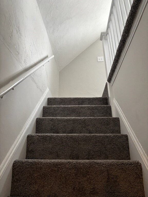 Foto del edificio - 385 Nahatan St