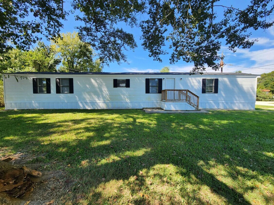 124 Littleton St, Piney Green, NC 28544 House Rental in Piney Green