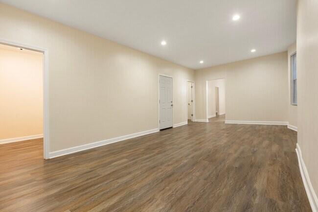 Foto del edificio - 10747 S Indiana Ave
