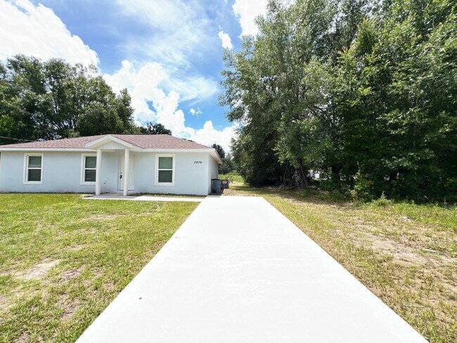 Building Photo - Lovely 3 Bedroom, 2 Bathroom Home in Ocala!!
