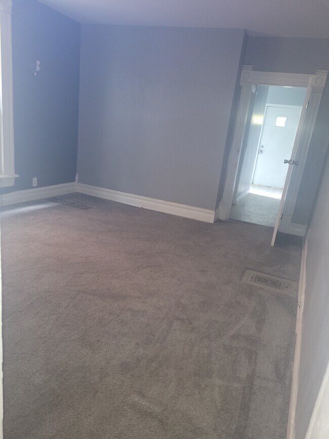 Foto del edificio - 83 N 22nd St