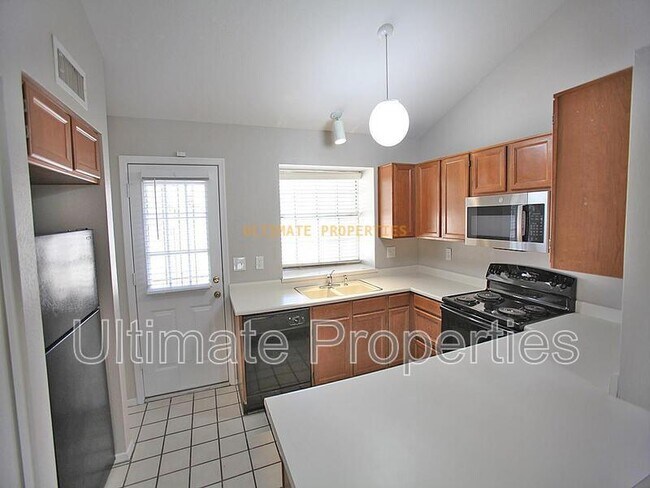 Foto del edificio - 7905 W Thunderbird Rd