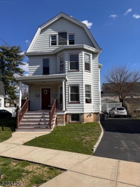 Primary Photo - 146 Franklin Ave