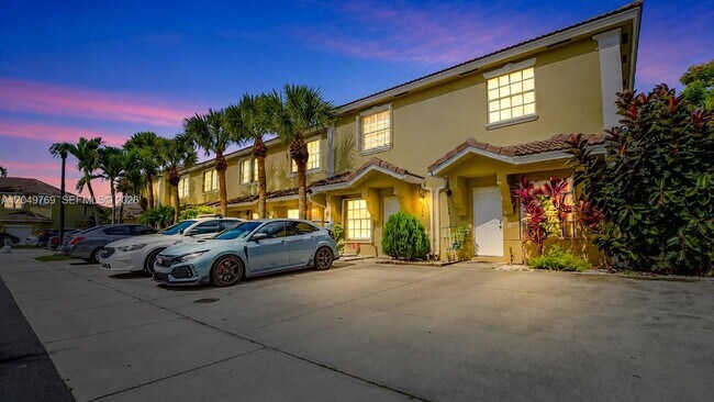 Foto del edificio - 340 SW 121st Terrace