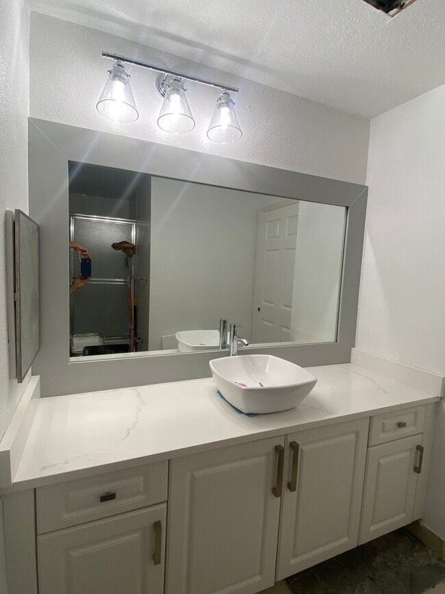 Building Photo - 2812 Grande Pky