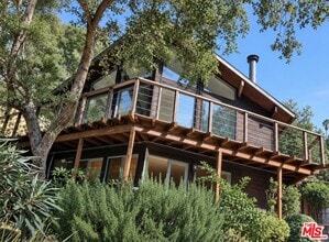 Building Photo - 21330 Encina Rd