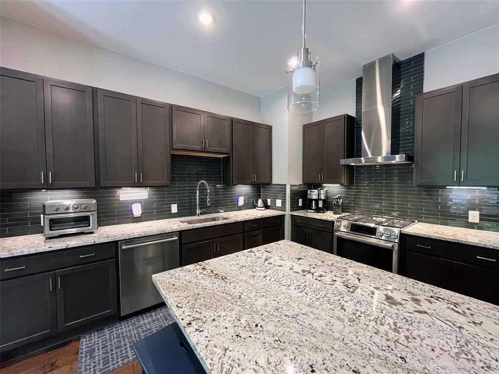 Foto principal - 4405 Jackson Ave