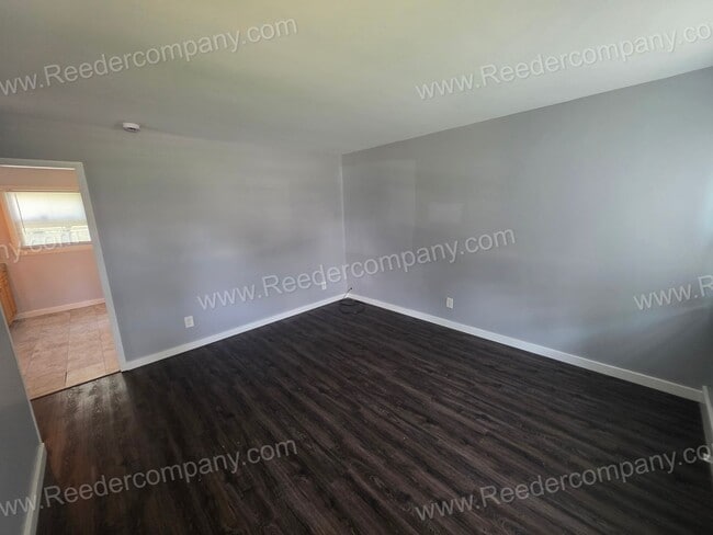 Building Photo - 7736 Beech Ave