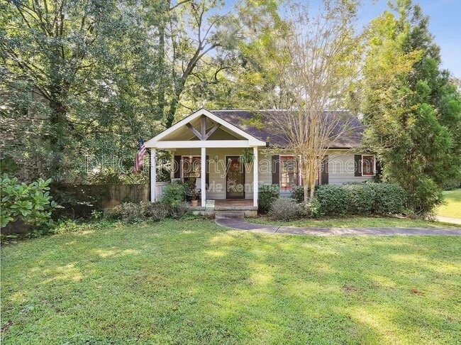 Photo - 1695 Van Epps St SE House