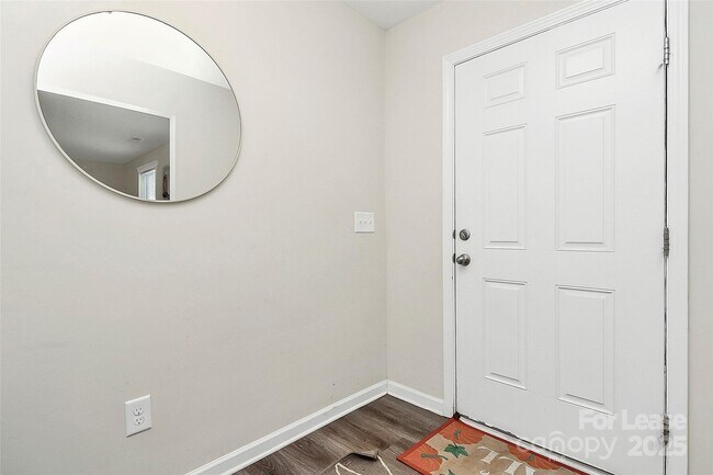 Foto del edificio - 409 Kickapoo Ave