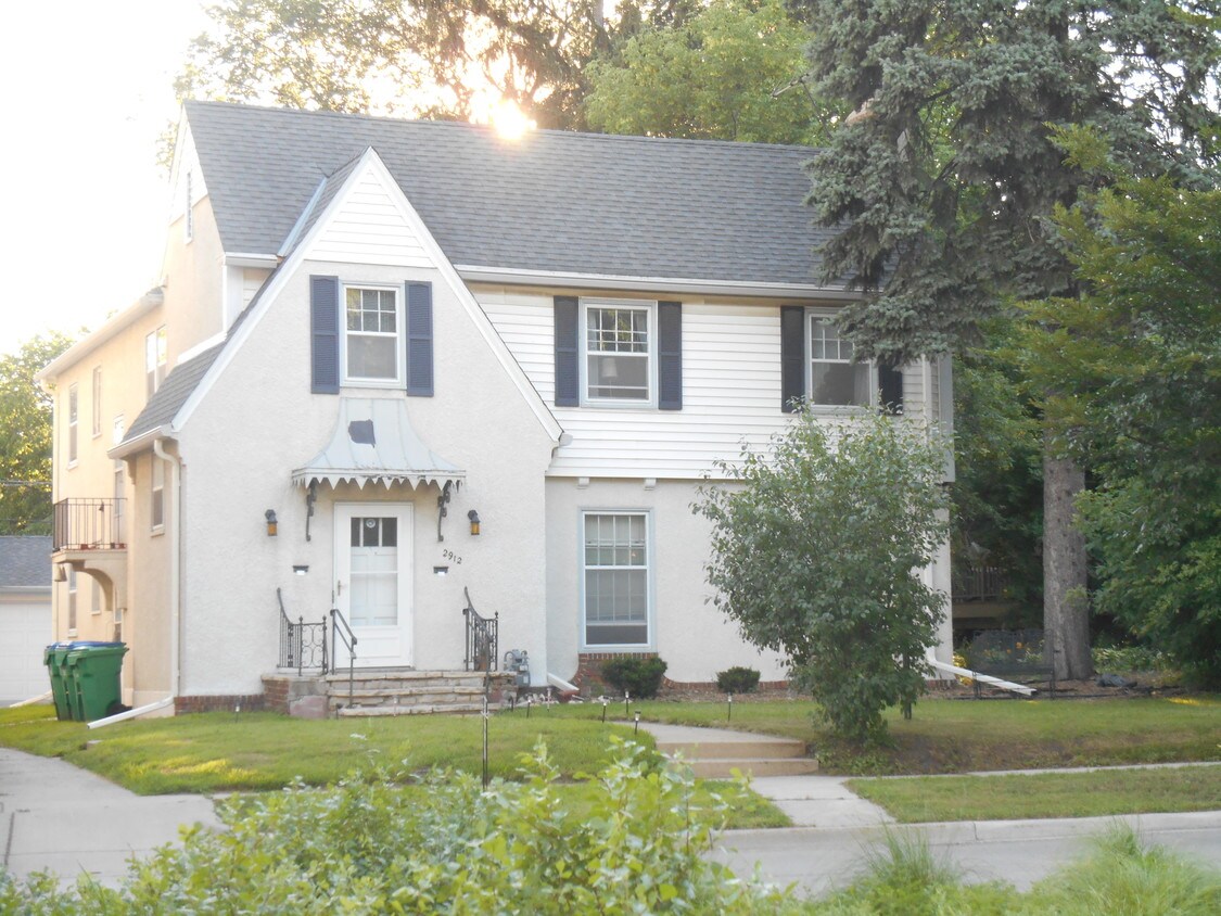 Primary Photo - 2912 France Ave S