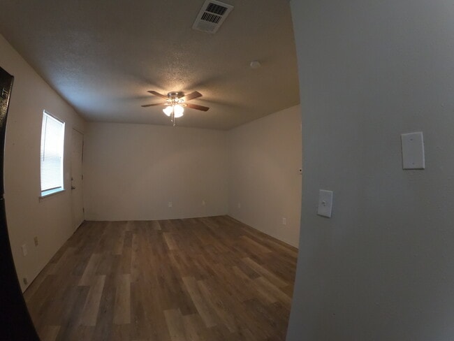 Living Room - 106 W Hudson St