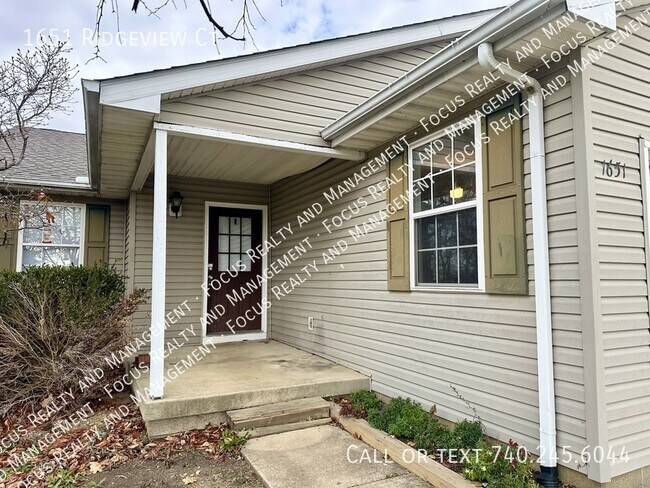 Foto del edificio - 1651 Ridgeview Ct