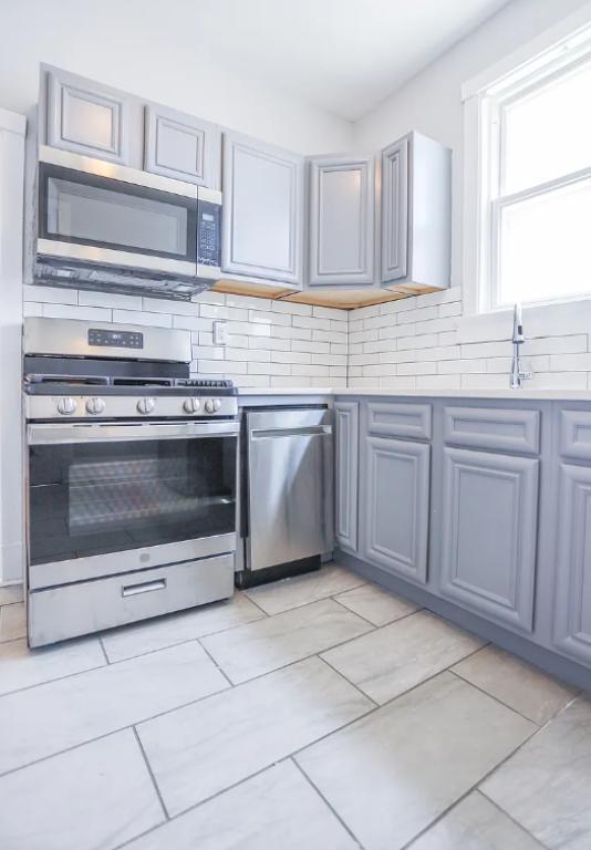 Foto del edificio - 4301 W Wrightwood Ave