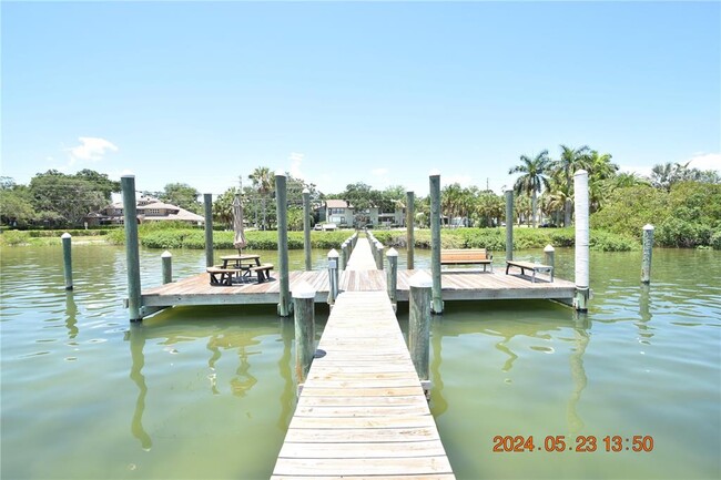 Foto del edificio - 413 S Bayshore Blvd