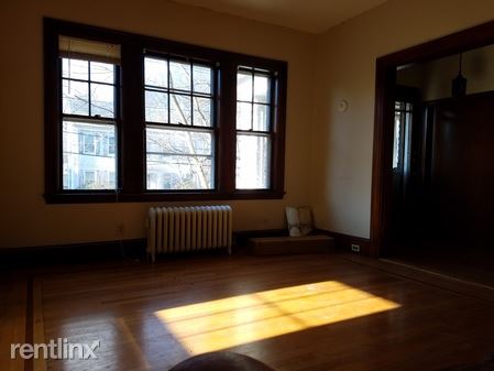 Foto del edificio - 100 Academy Hill Rd