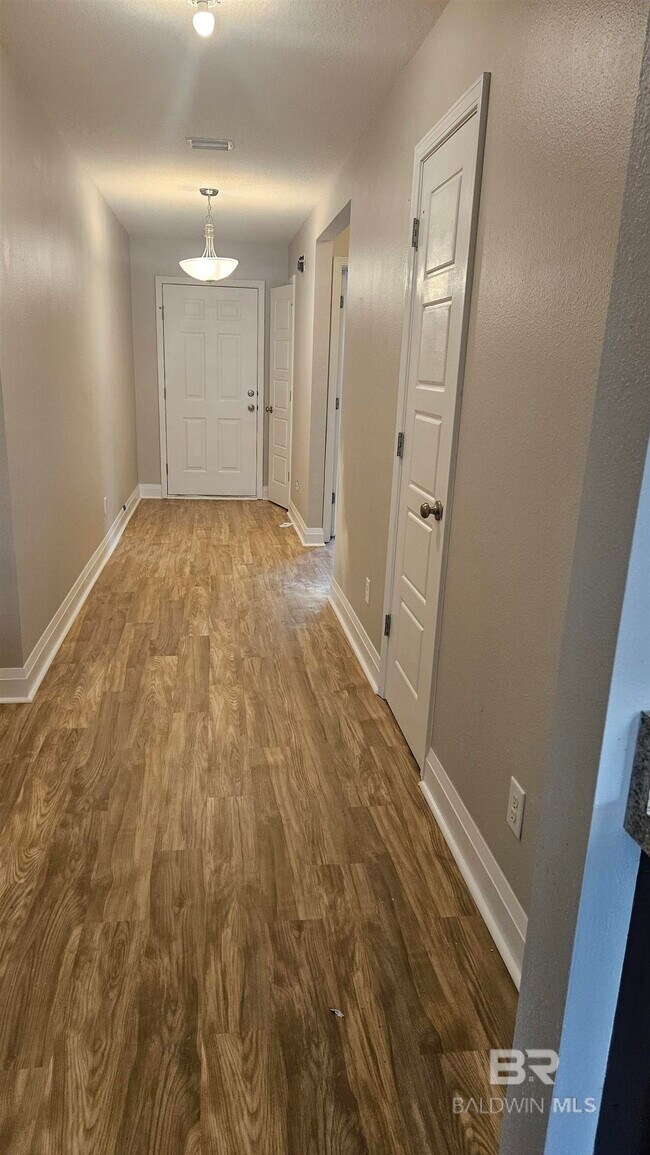 Foto del edificio - 34421 Paisley Ave
