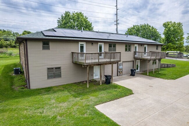 Foto del edificio - $1,900 W/UTILITIES INCLUDED! FANTASTIC GEO...