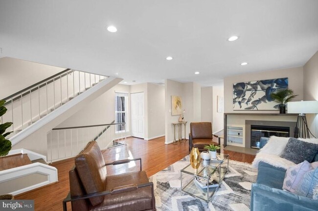 Building Photo - 1325 13th St NW