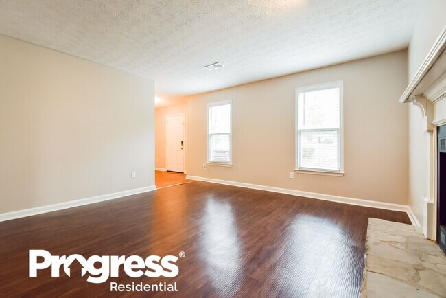 Building Photo - 835 Fox Valley Dr