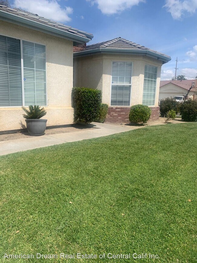 Foto del edificio - 3 br, 2 bath House - 748 W Redwood St