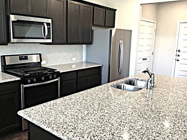 Building Photo - 5813 Gerard Dr