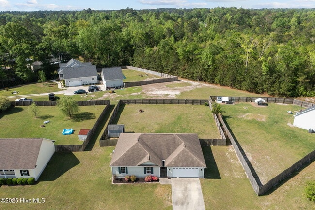Foto del edificio - 309 Forbes Ln