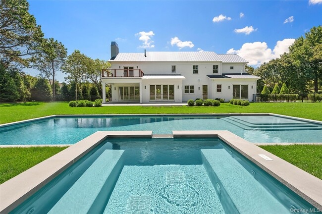 Foto del edificio - 59 Shinnecock Hills Rd