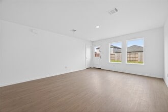 Building Photo - 3025 Fantasy Ter Dr