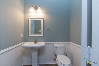 Building Photo - 3264 Vineyard Trail