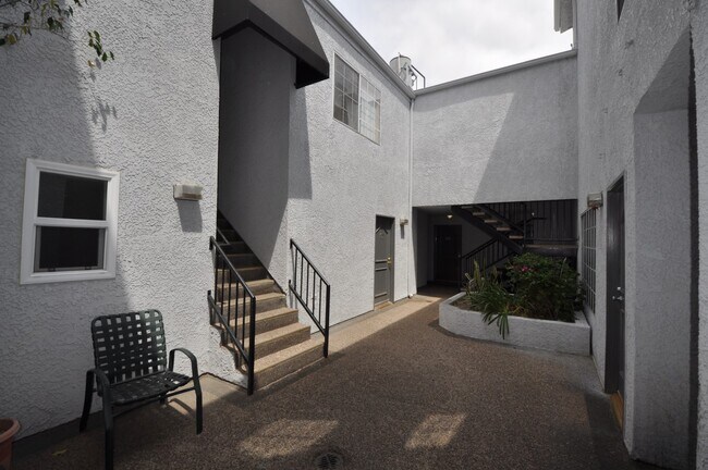 Foto del edificio - 11416 Albers St