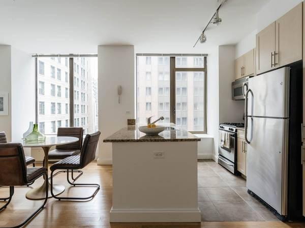 Building Photo - 3 bedroom in NEW YORK NY 10004