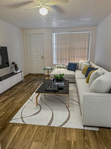 Studio Living Space - Palatka Oaks Apartments