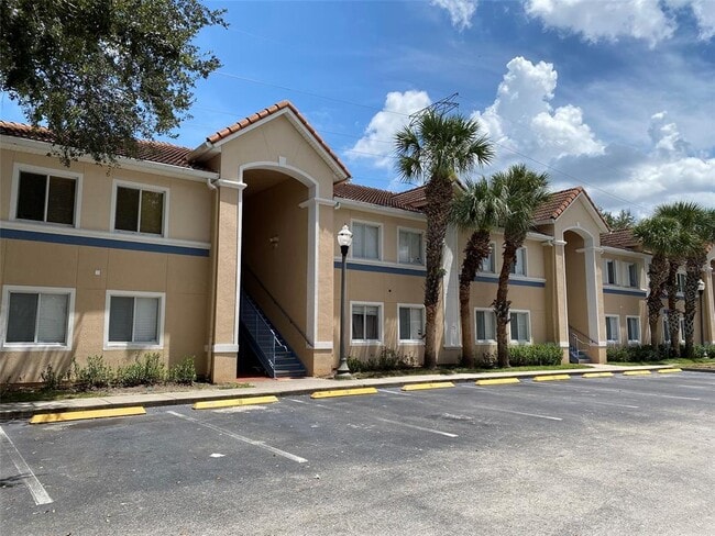 Building Photo - 495 Las Cortes Ln