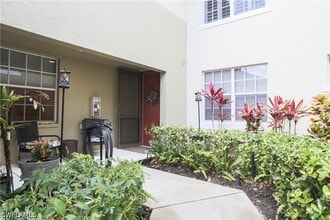 Building Photo - 1710 Tarpon Bay Dr S