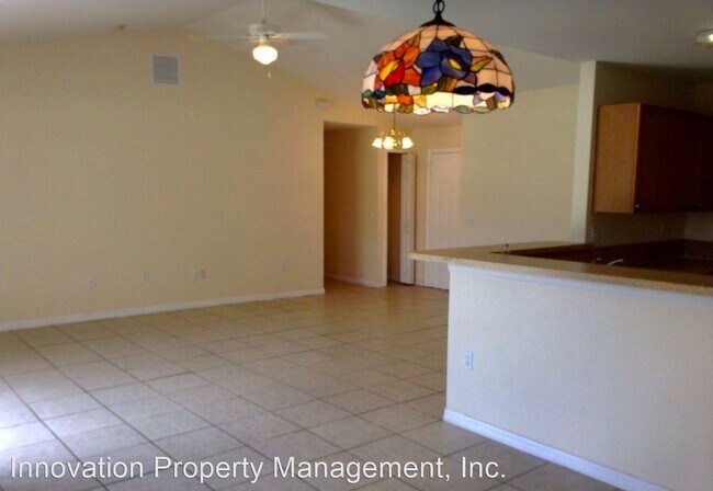 Building Photo - 4 br, 2 bath House - 606 Robin Lane