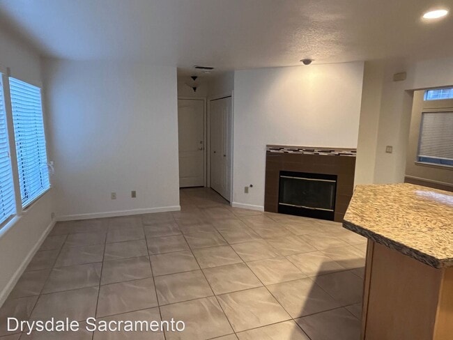 Building Photo - 3 br, 2.5 bath House - 2709 Compton Parc Lane