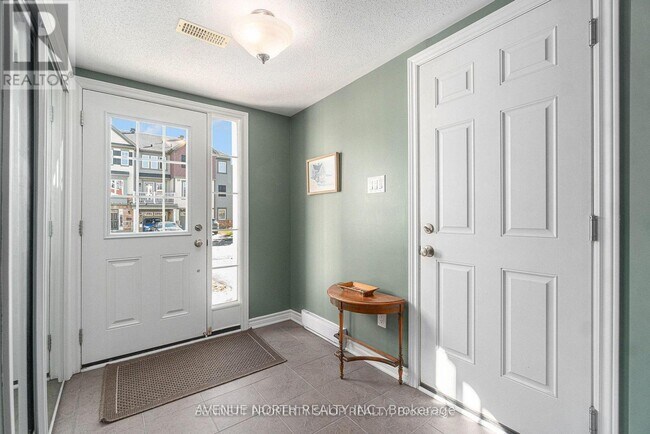 Building Photo - 548 Snow Goose St